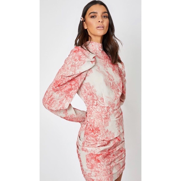 NWT In the Style Lorna Luxe Dress Sz UK 10/ US 6 - Picture 2 of 12